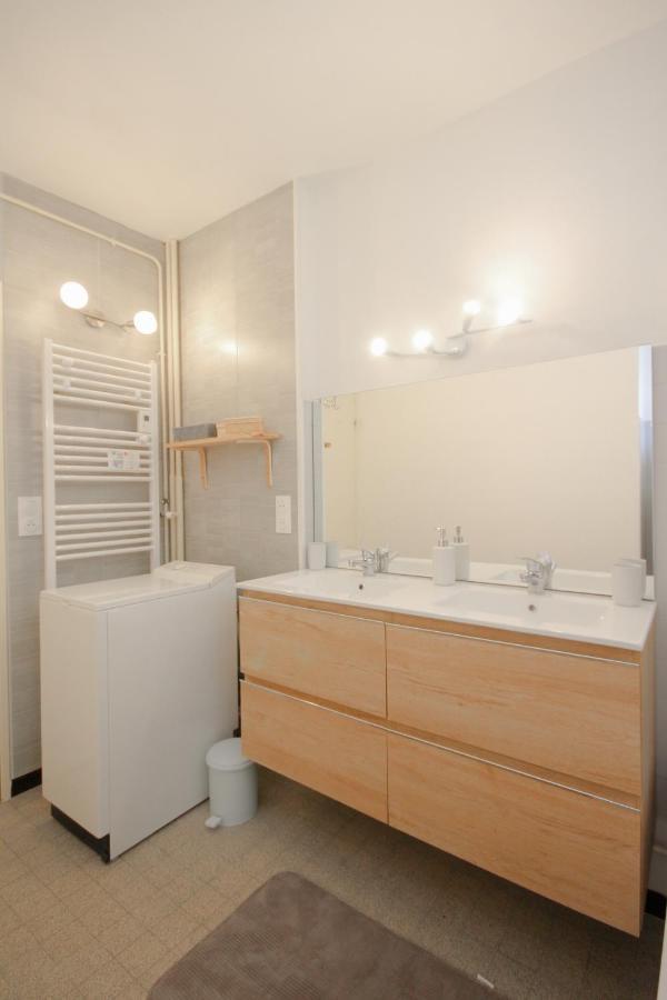 Coquet Appartement Type 2 De 56 M² En Centre Ville Briancon  Exterior photo